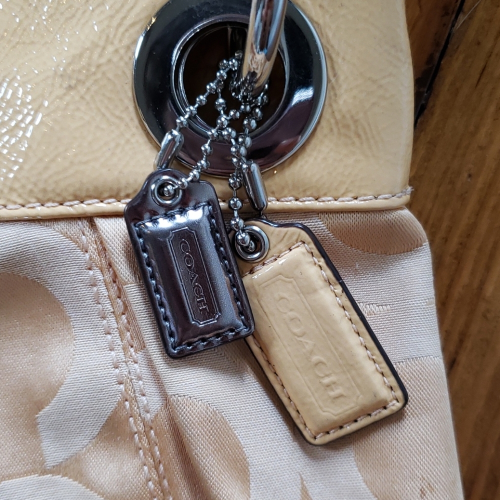 Coach Purse - Picture 3 of 6